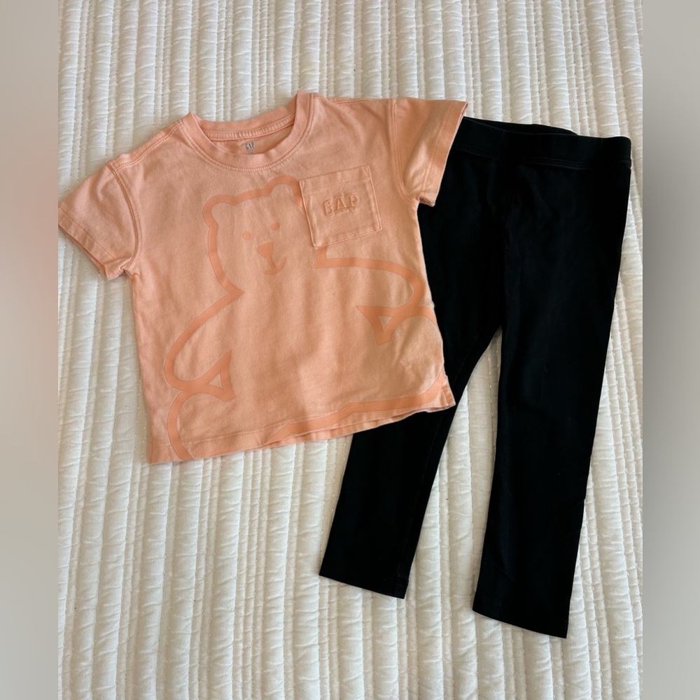 GAP S/S Coral Bear Tee and Crew Cuts Black Leggings Set Size 3years